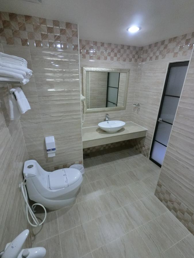 雲林斗六福爾摩莎大飯店 Hotel Bagian luar foto